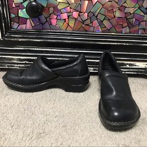 BOC Born Concept Black Clogs
